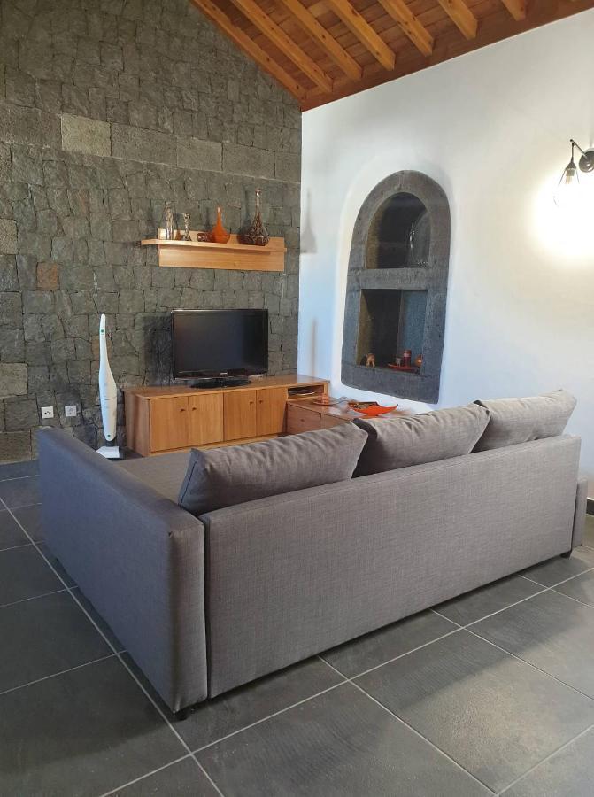 Casa Do Outeiro - Al Villa Praia da Vitoria ภายนอก รูปภาพ